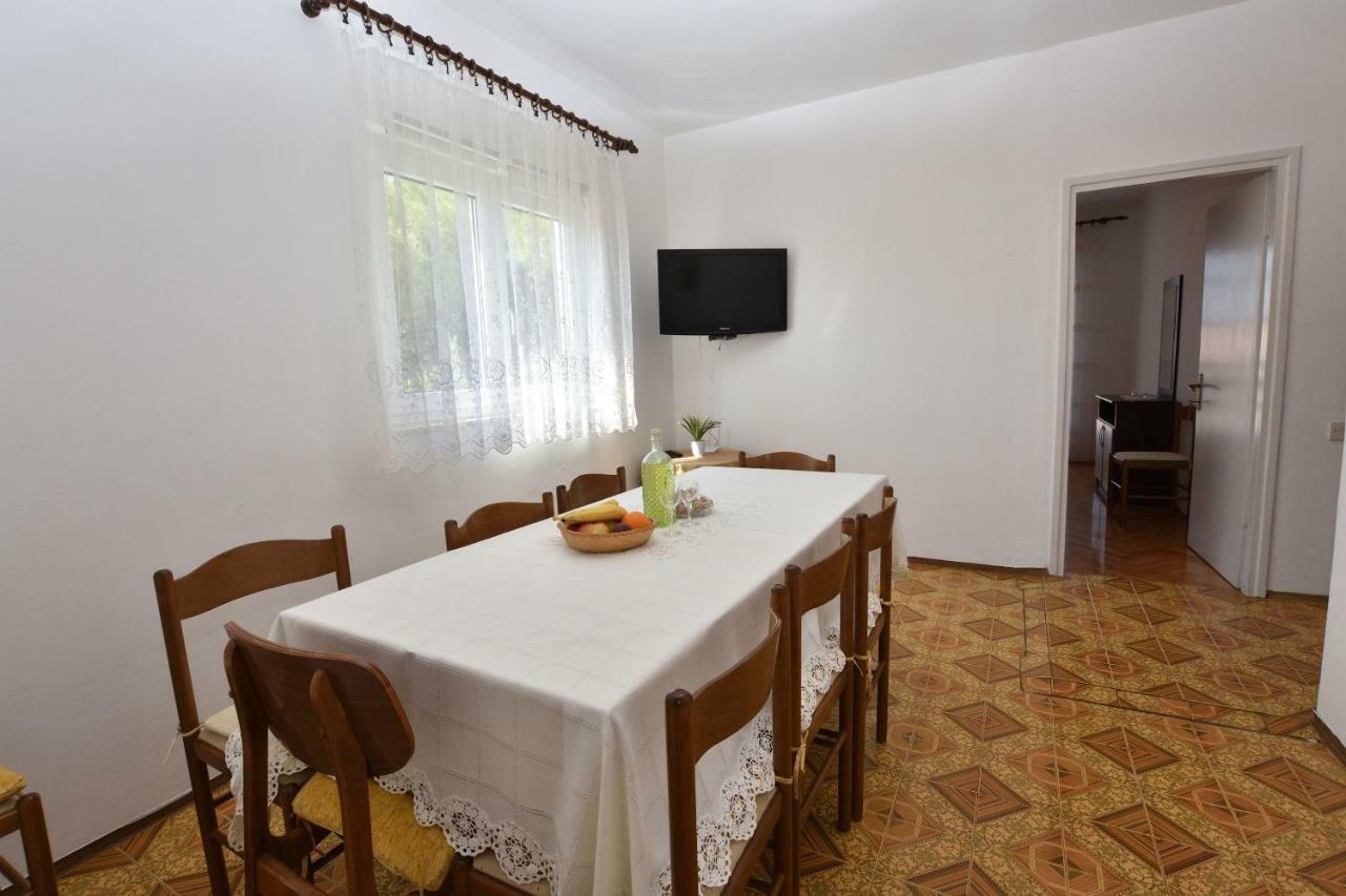Apartment Maria Primošten Екстериор снимка