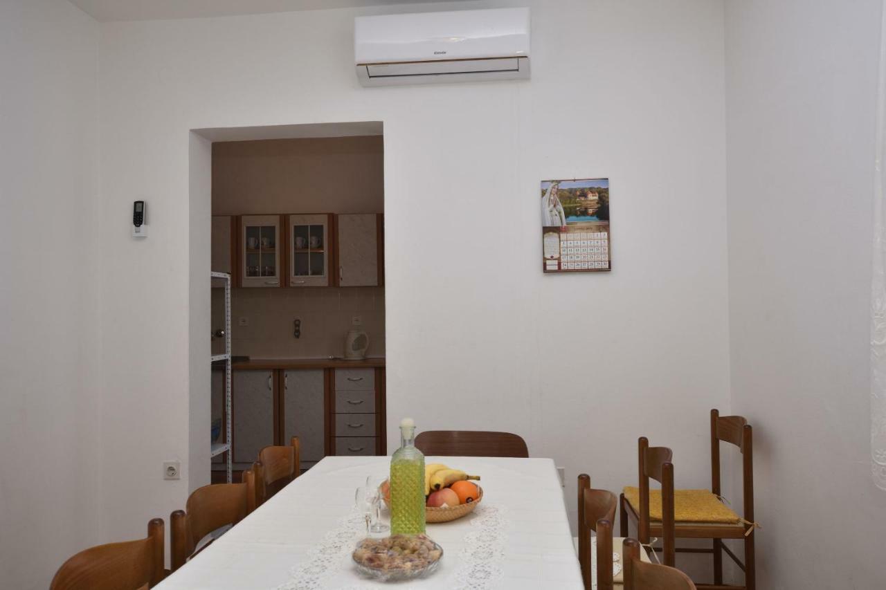 Apartment Maria Primošten Екстериор снимка