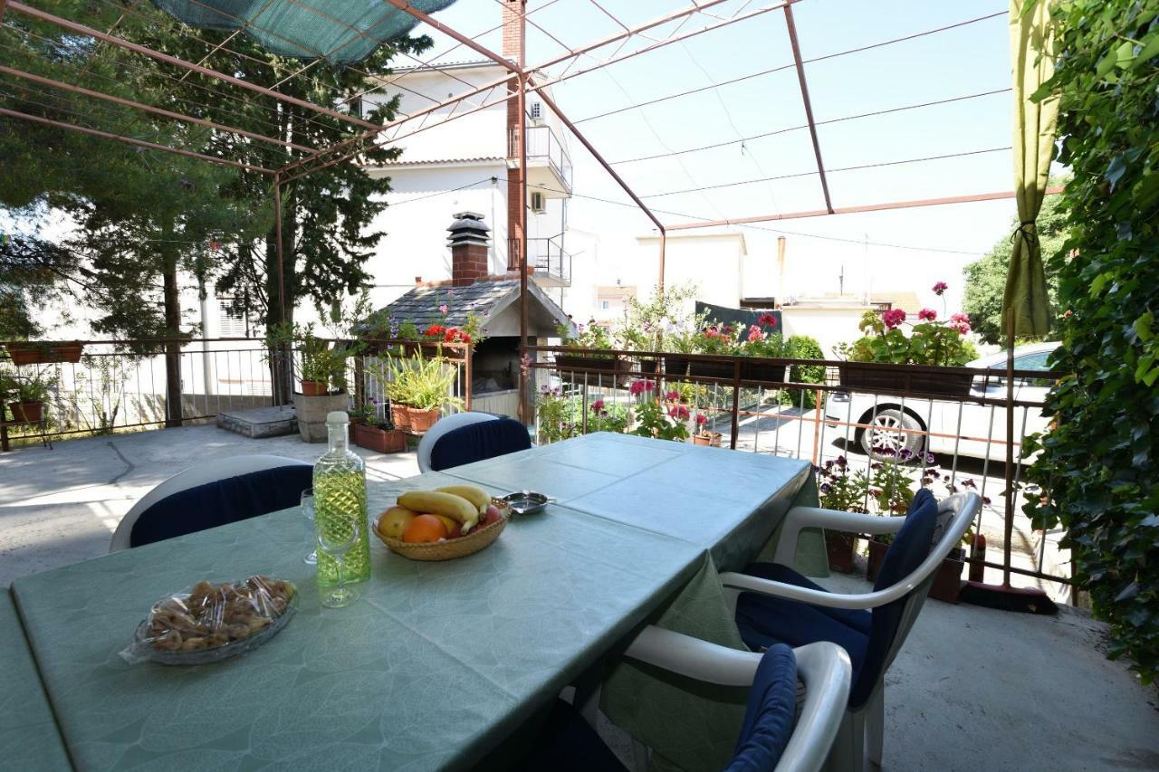 Apartment Maria Primošten Екстериор снимка